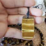 Pendentif en Oeil de Tigre