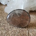 Galet en Quartz Fumé