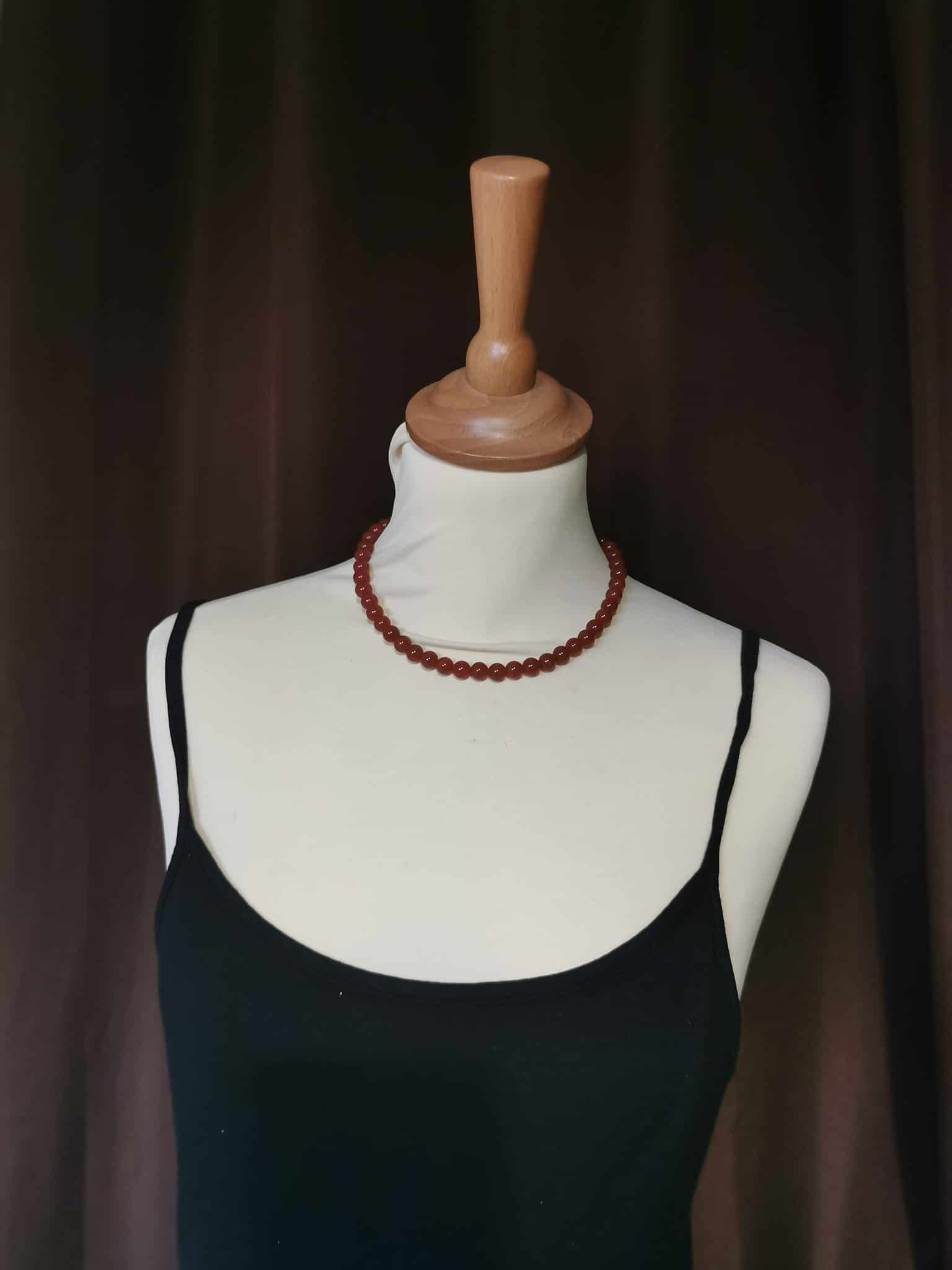 Collier en CORNALINE