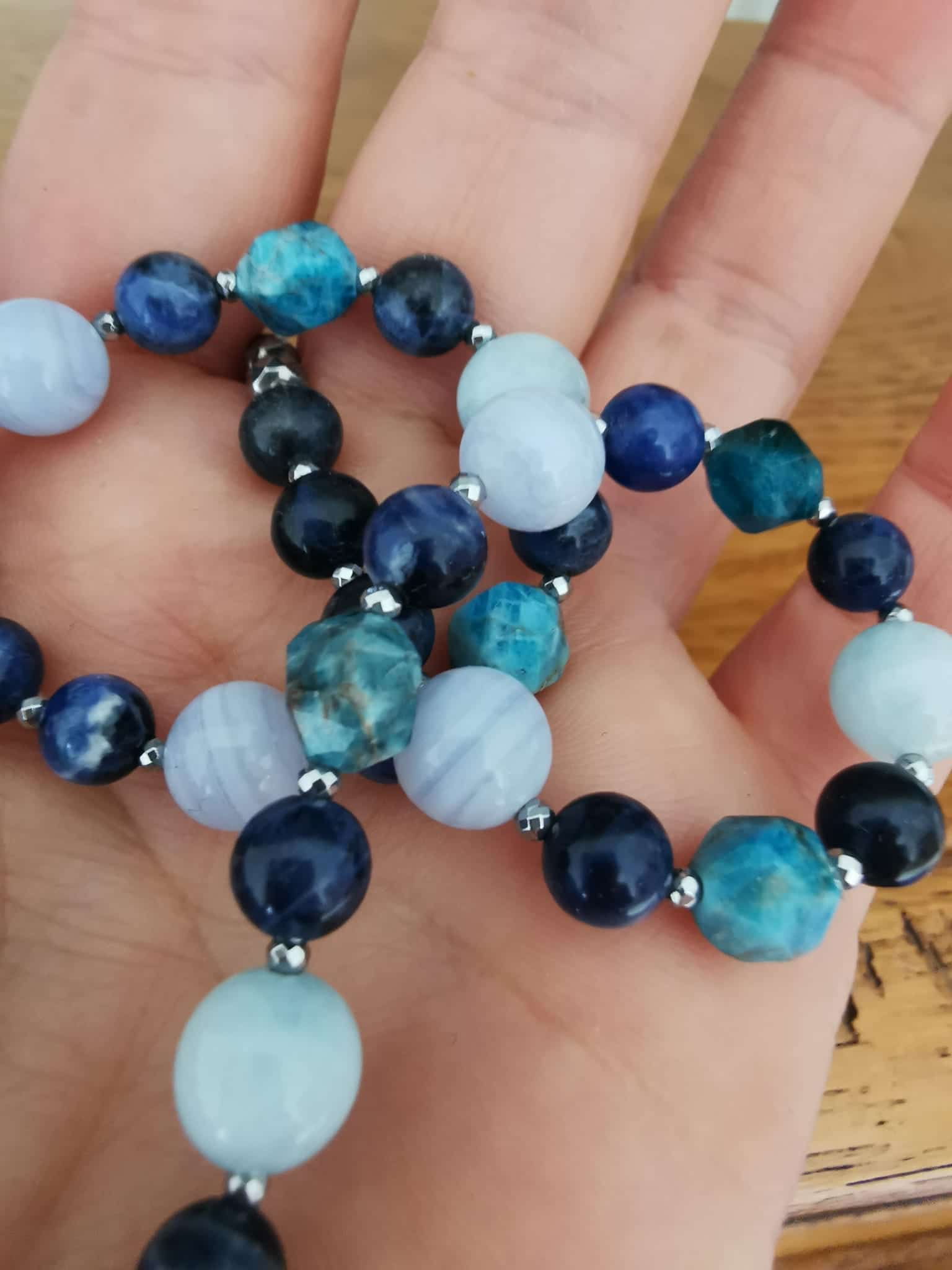 Collier Harmonisation du chakra de la gorge