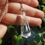 Pendule en Cristal de Roche et croix en Hématite