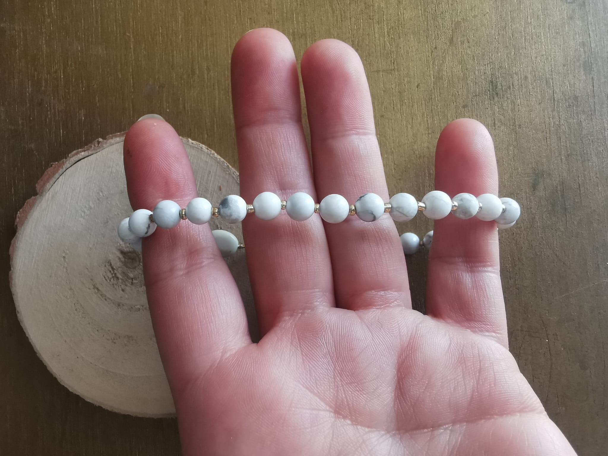 chevillère Howlite...