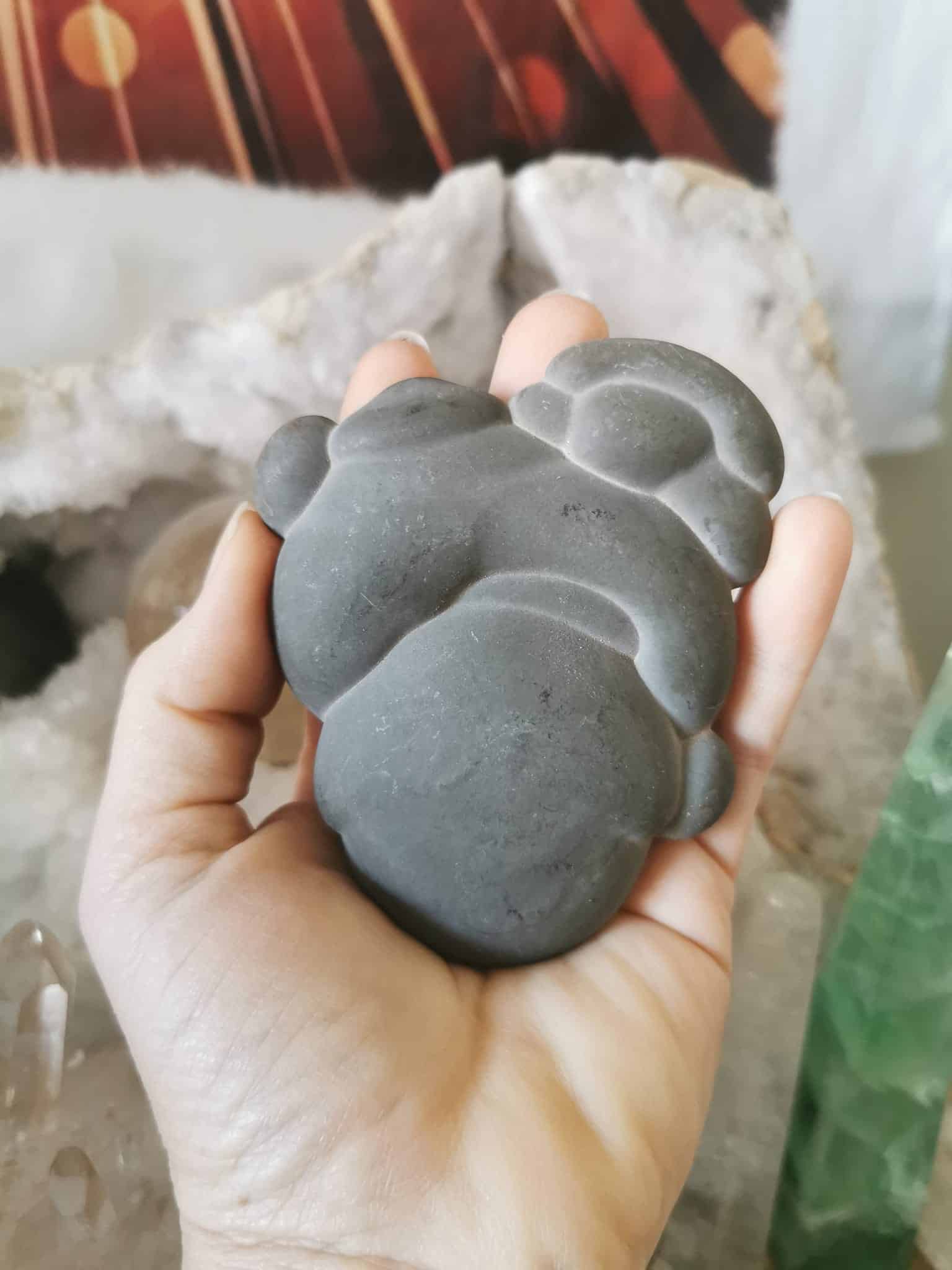 Grosse Pierre de Fée.-